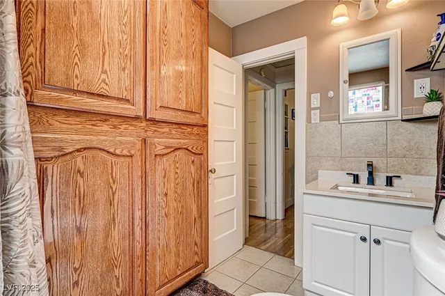 $366,000 | 652 D, Boulder City, NV 89005