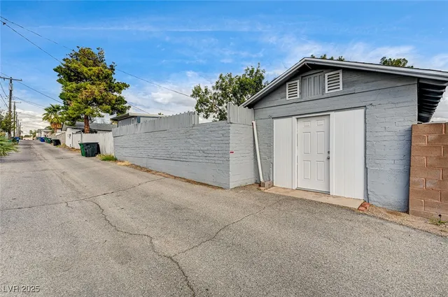 $366,000 | 652 D, Boulder City, NV 89005