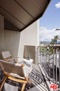 $739,000 | 230 South Jackson Street, Unit 301, Glendale, CA 91205