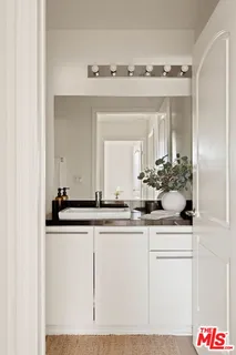 $739,000 | 230 South Jackson Street, Unit 301, Glendale, CA 91205