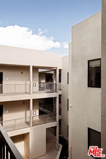 $739,000 | 230 South Jackson Street, Unit 301, Glendale, CA 91205