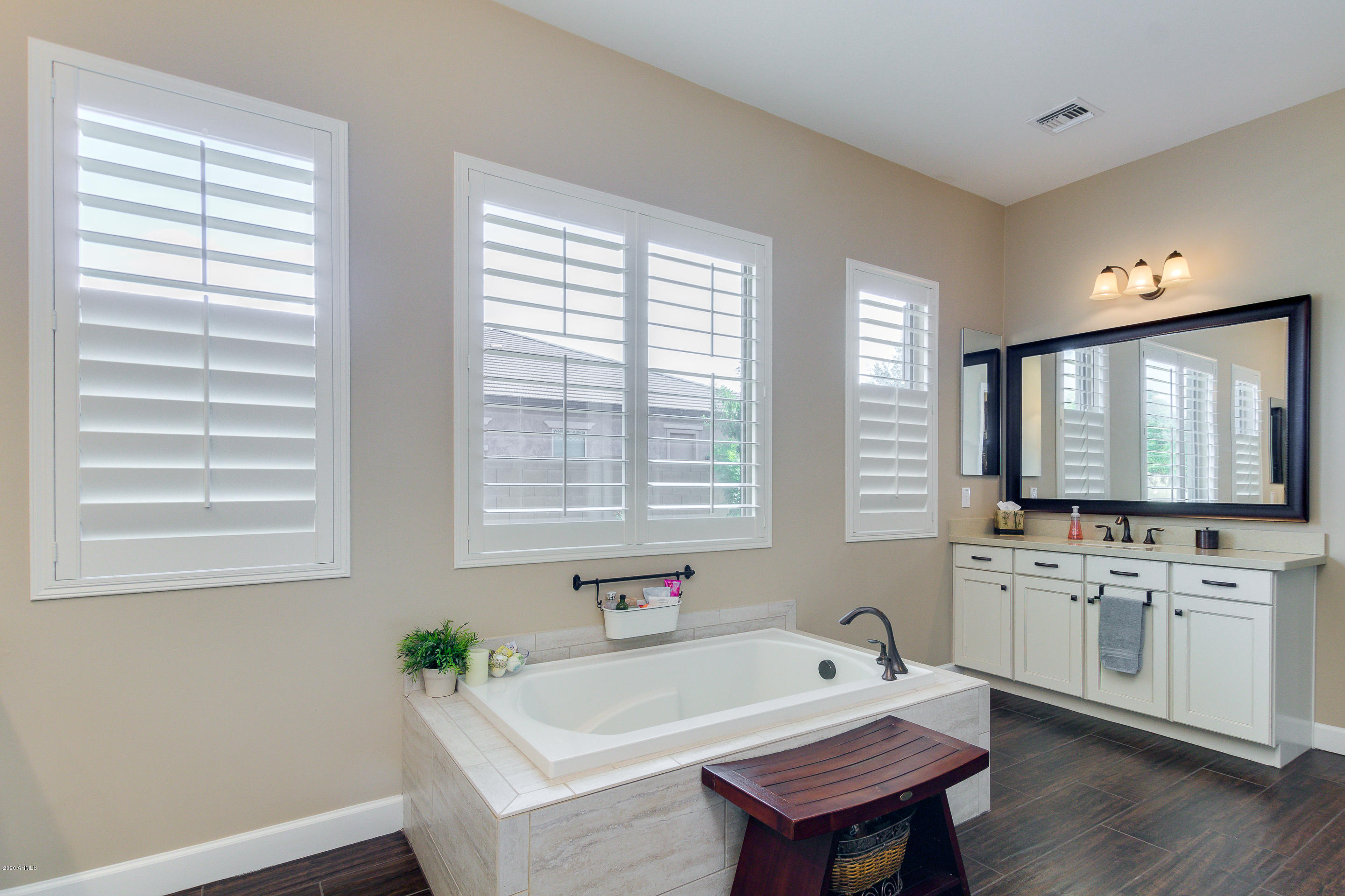 2920 East Harwell Road Phoenix, AZ 85042 - Photo 23 of 53 Gallery Image 23