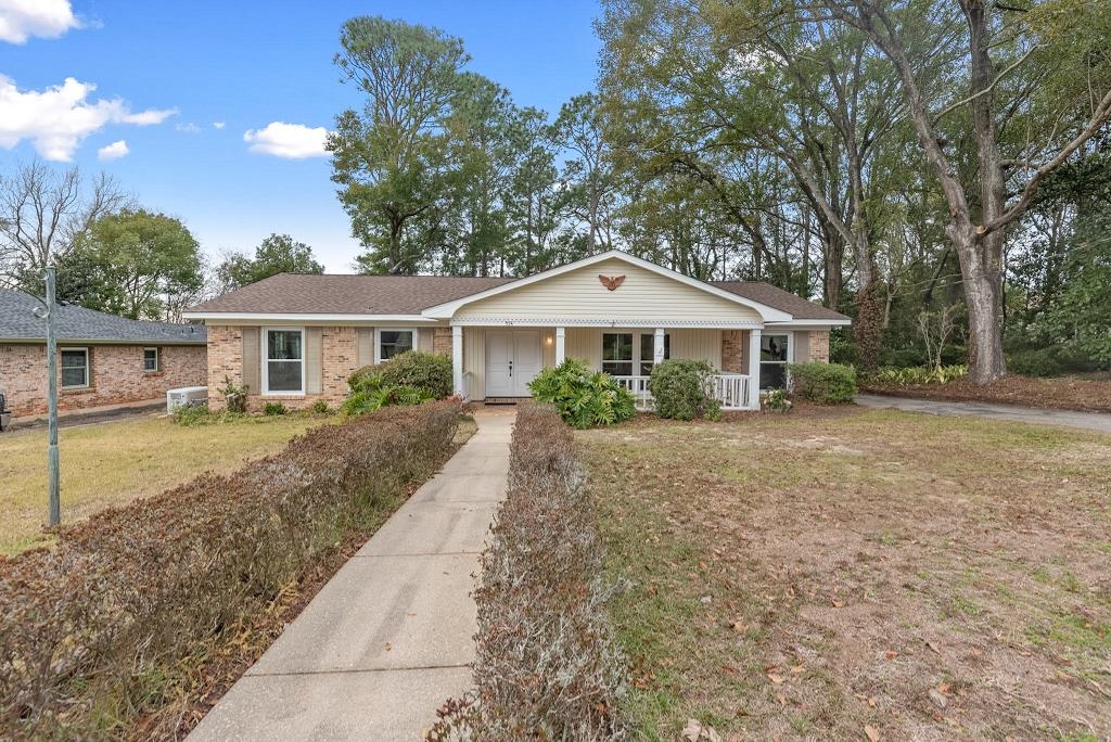 554 Stuart Street Daphne, AL 36526 - Photo 1 of 49 Front Of Structure
