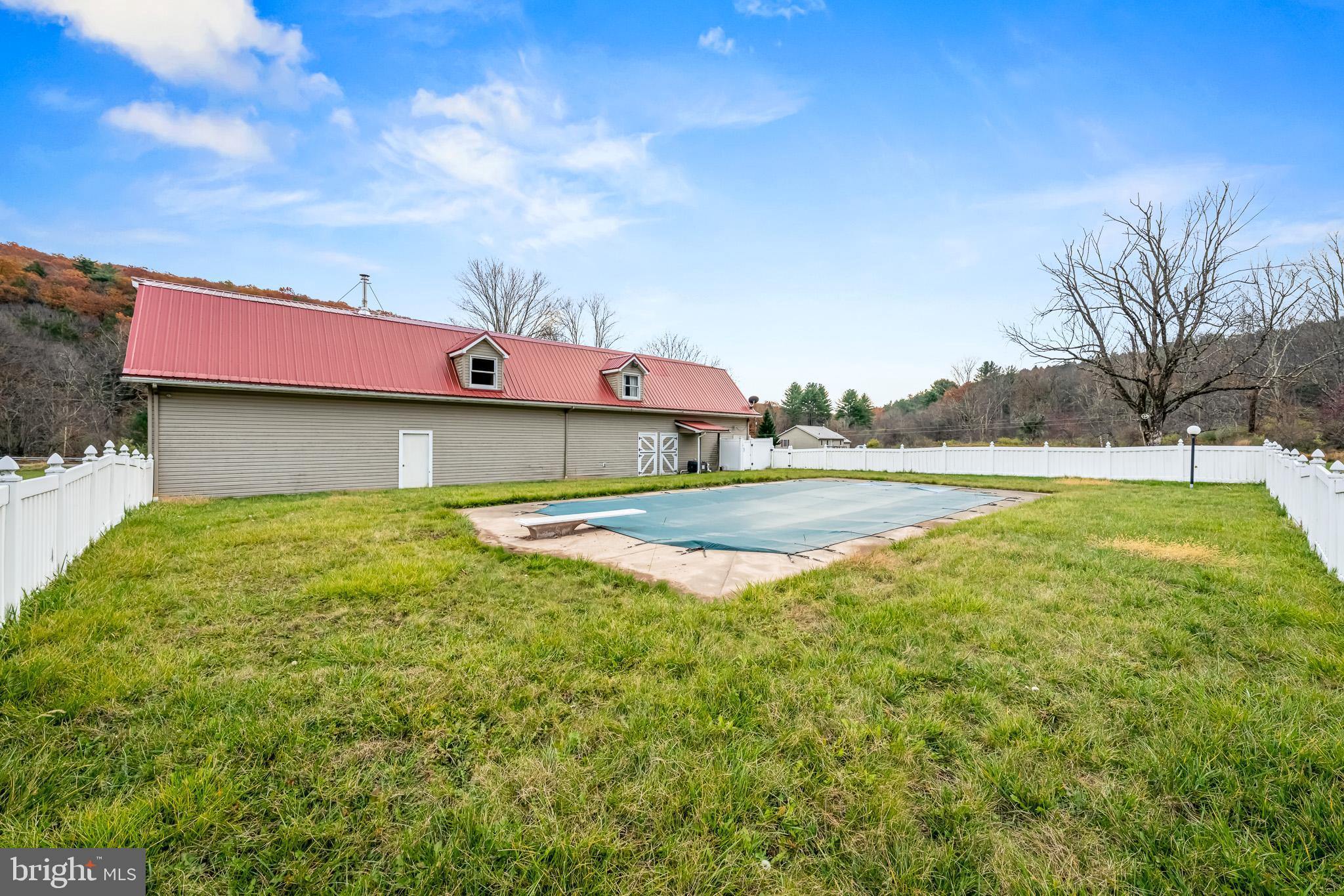 228 Huntington Creek Road Sweet Valley, PA 18656 - Photo 12 of 128