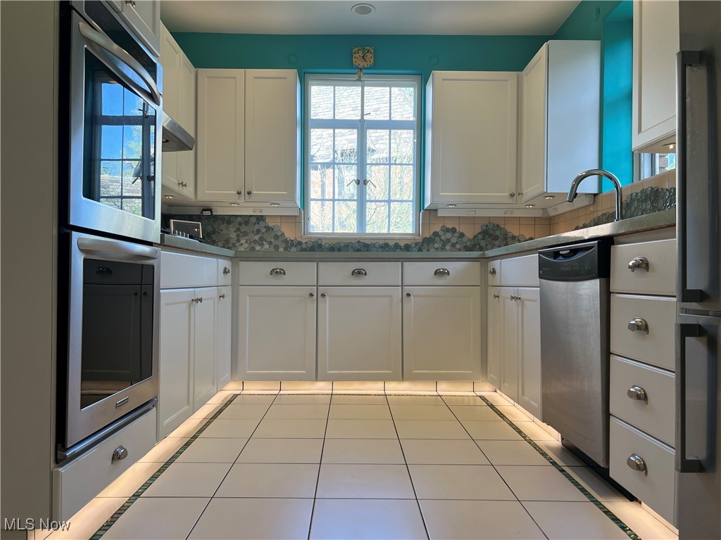16400 Glynn Road Cleveland, OH 44112 - Photo 16 of 39