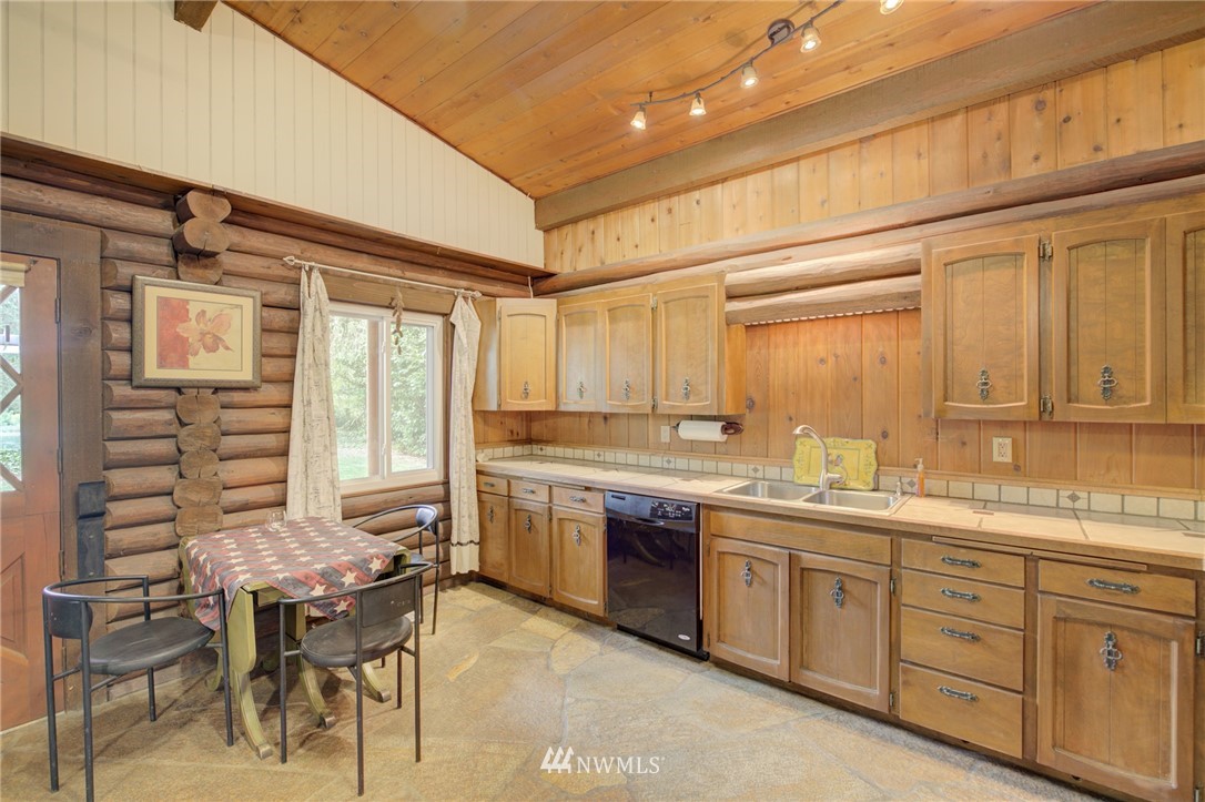 1008 Dyer Road Sultan, WA 98294 - Photo 14 of 25