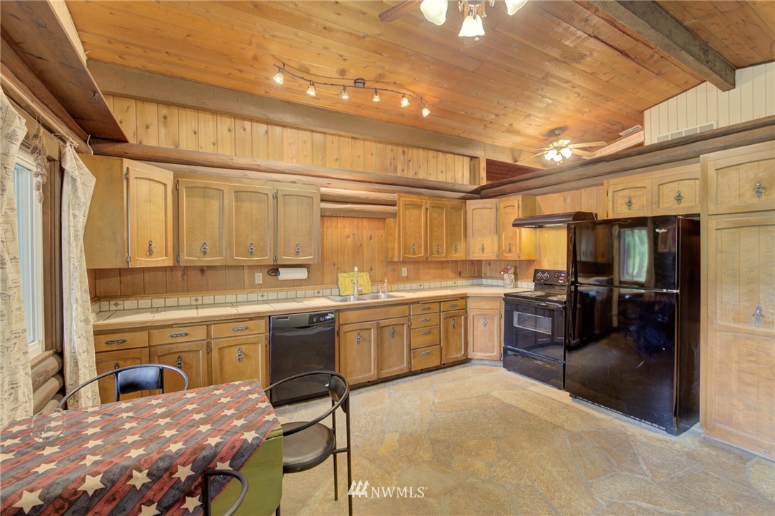 1008 Dyer Road Sultan, WA 98294 - Photo 15 of 25