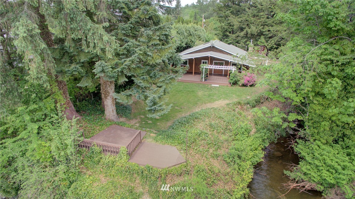1008 Dyer Road Sultan, WA 98294 - Photo 4 of 25