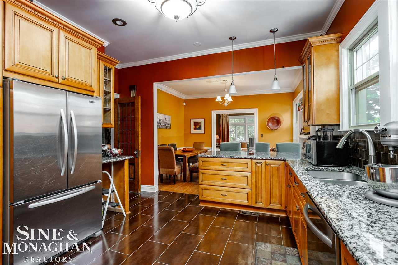 954 Barrington Road Grosse Pointe Park, MI 48230 - Photo 13 of 44