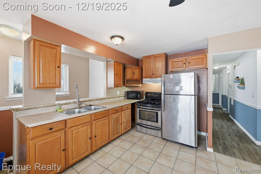 4052 Burton Street Inkster, MI 48141 - Photo 9 of 28