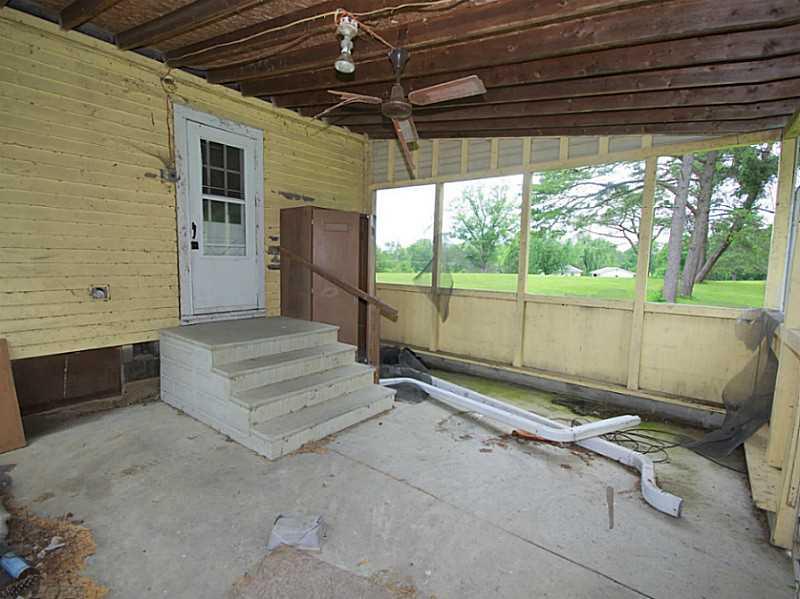 6905 Mann Road Indianapolis, IN 46221 - Photo 8 of 24