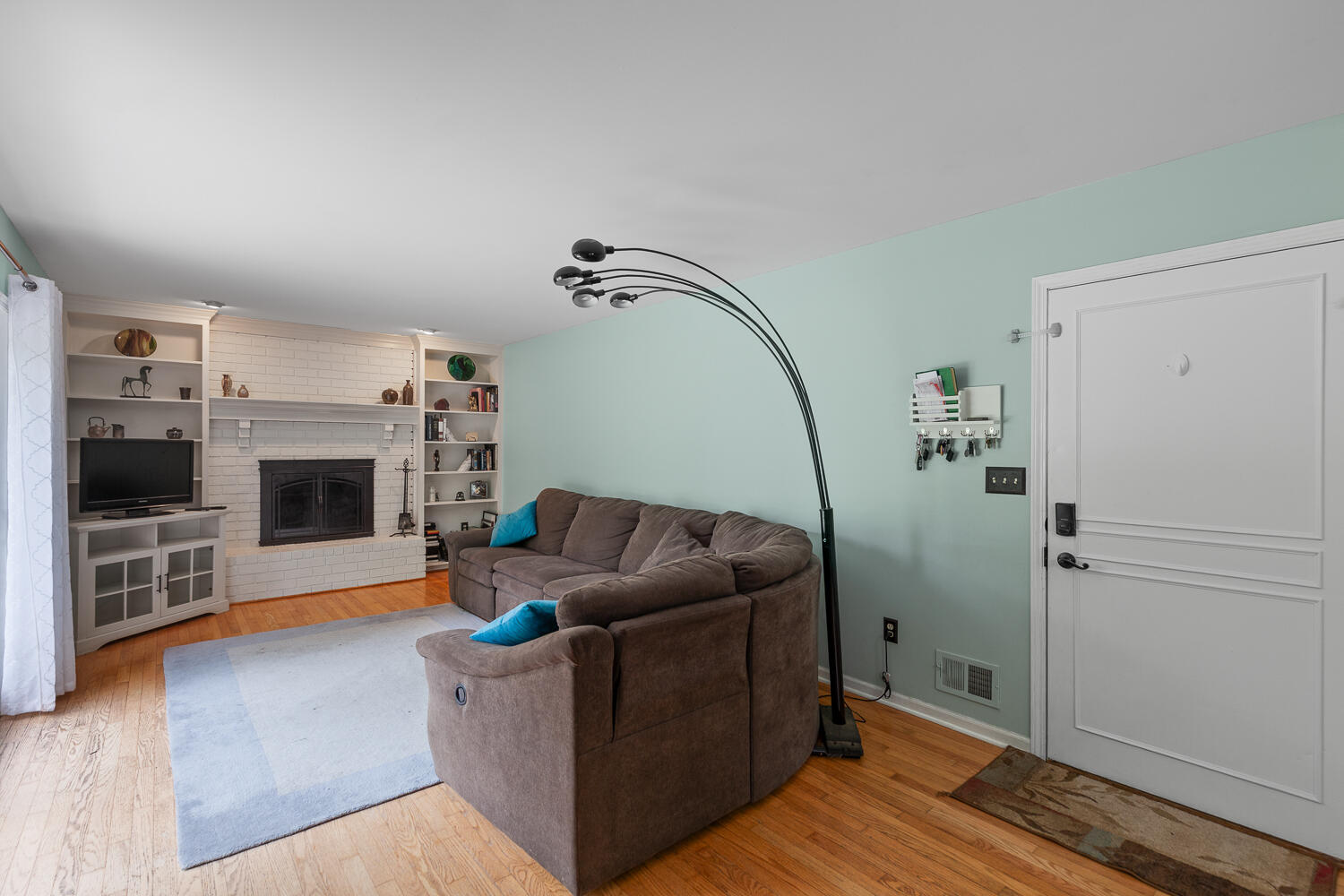 1302 North Freer Road Chelsea, MI 48118 - Photo 29 of 65 132 N Freer Rd - Chelsea - 1038
