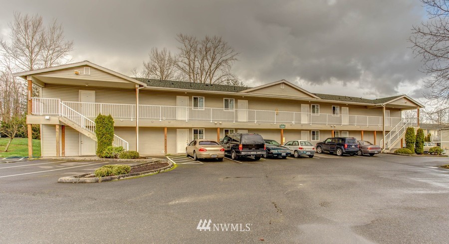 3195 Racine Street Bellingham, WA 98226 - Photo 1 of 9 Gallery Image 1