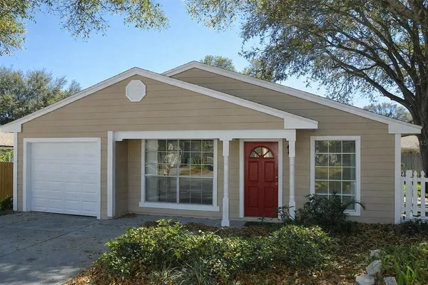 $2,150 | 2698 Kavalier Drive, Palm Harbor, FL 34684
