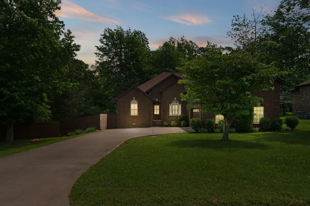 $510,000 | 3006 Gracie Ann Drive, Greenbrier, TN 37073