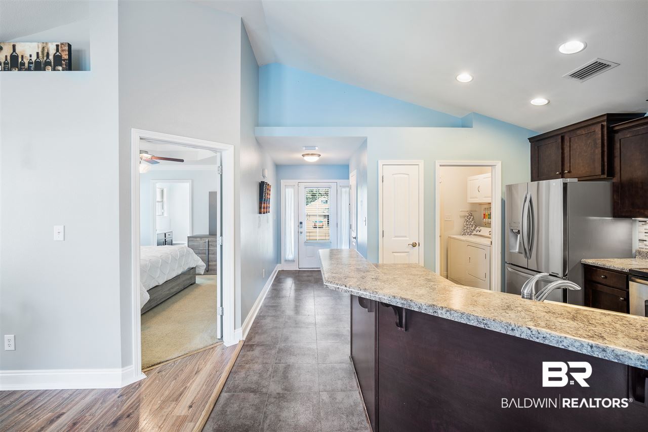 8075 Brookside Lane Daphne, AL 36526 - Photo 2 of 26 Foyer