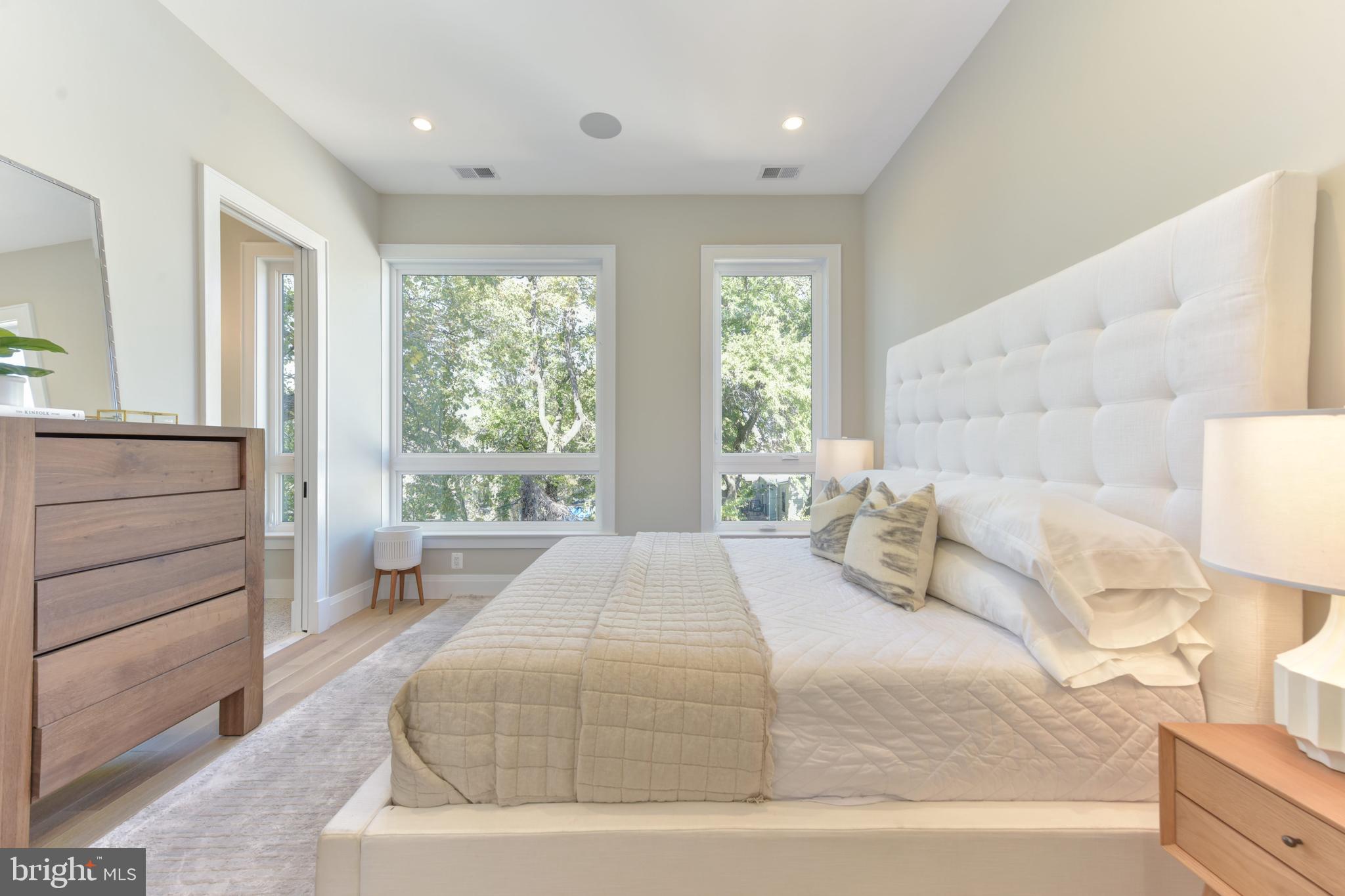 311 P Street Northwest, Unit 3 Washington, DC 20001 - Photo 11 of 26