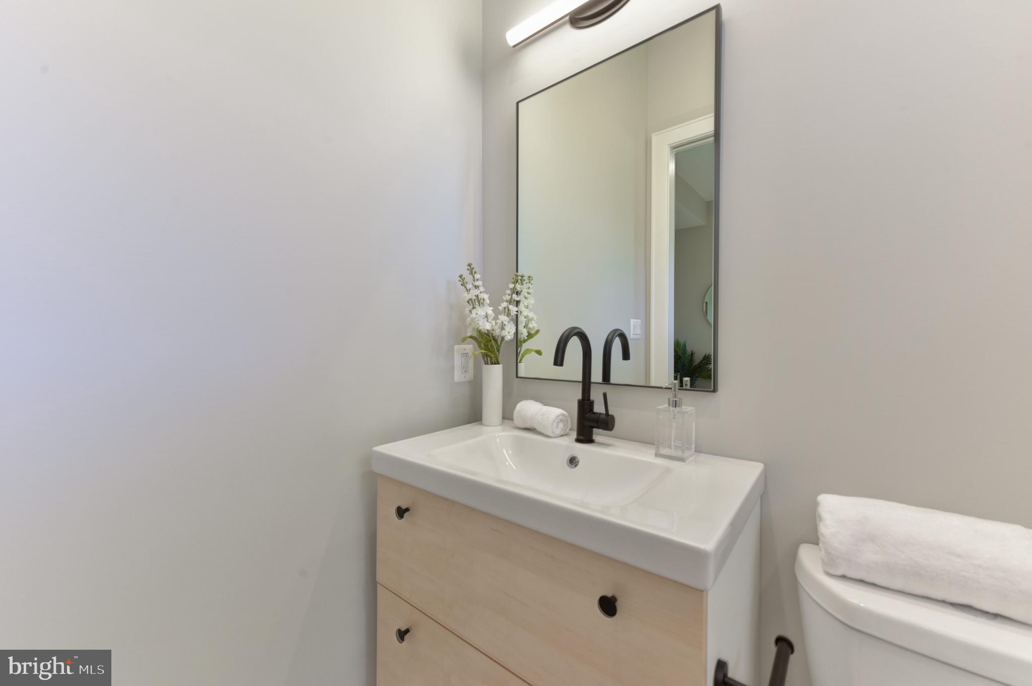 311 P Street Northwest, Unit 3 Washington, DC 20001 - Photo 18 of 26