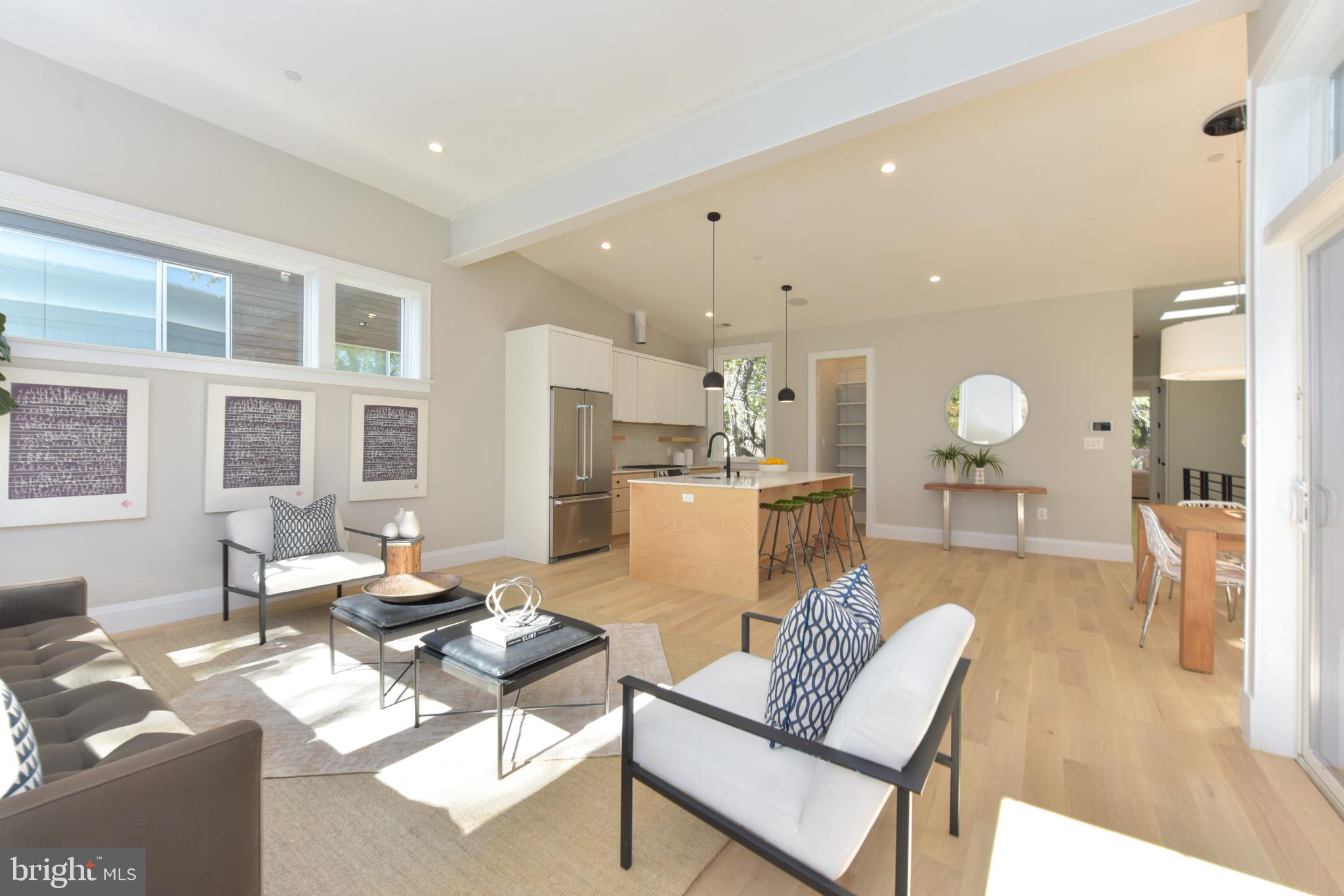 311 P Street Northwest, Unit 3 Washington, DC 20001 - Photo 4 of 26