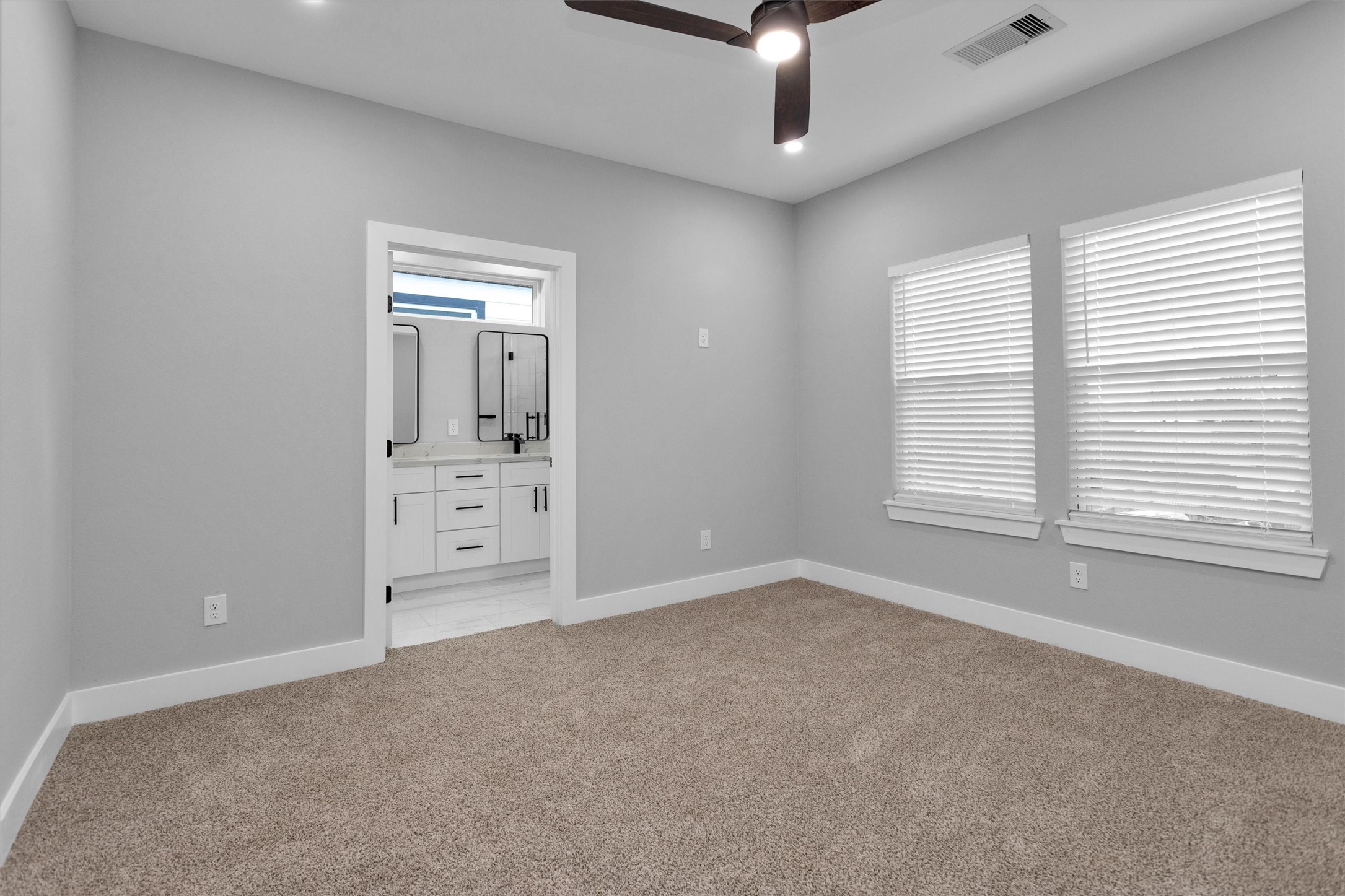 6918 Dumble Street, Unit A Houston, TX 77021 - Photo 2 of 33 Gallery Image 2