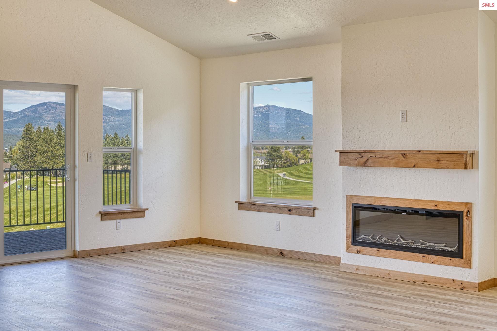 3596 Blaze Loop Post Falls, ID 83854 - Photo 5 of 38 Gallery Image 5