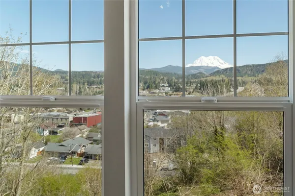 $459,990 | 117 Orchard Avenue South, Unit D, Eatonville, WA 98328