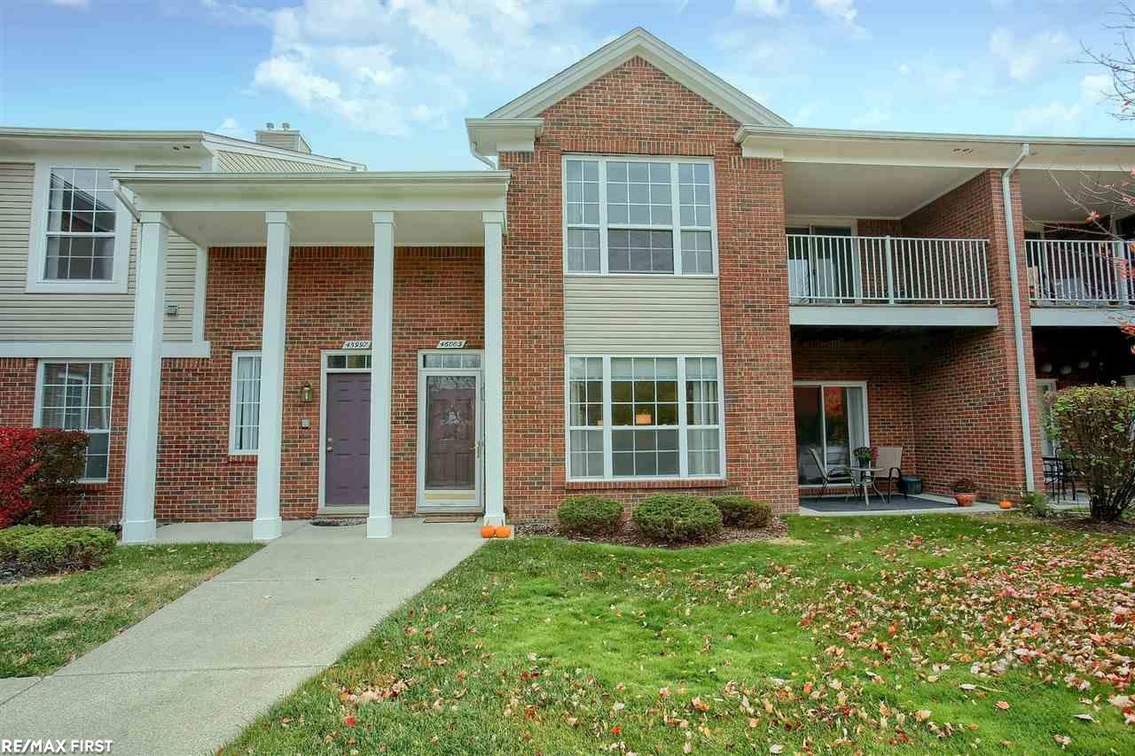 46003 Rhodes Drive Macomb, MI 48044 - Photo 1 of 26