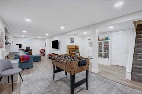 $699,999 | 228 8th Street, Bethpage, NY 11714