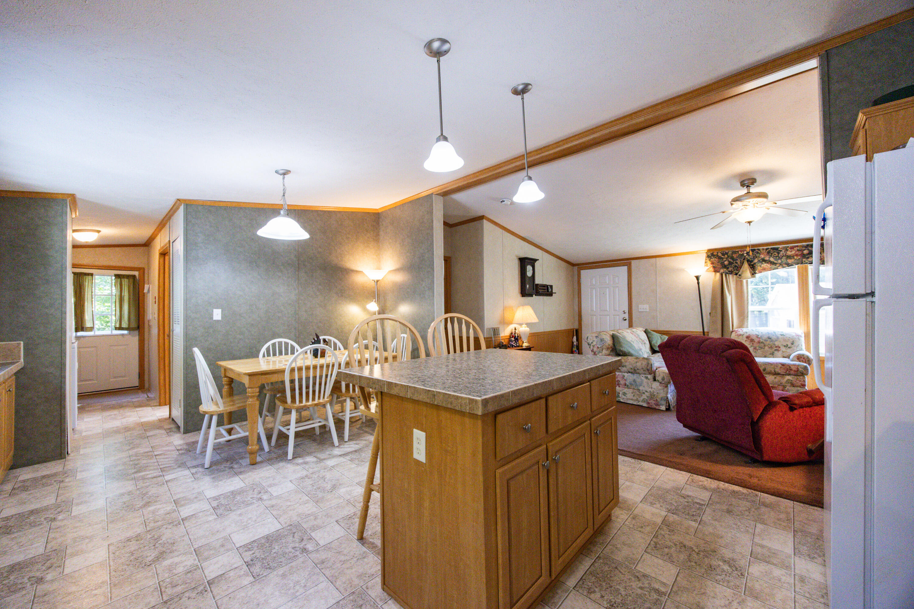 128 Cross Road China, ME 04358 - Photo 7 of 55 Dining/Hall