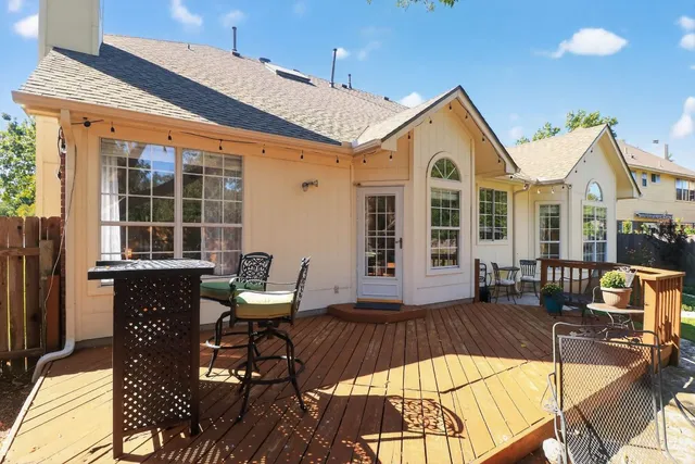 $545,000 | 1122 Oaklands Drive, Round Rock, TX 78681