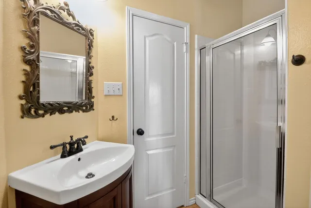 $545,000 | 1122 Oaklands Drive, Round Rock, TX 78681