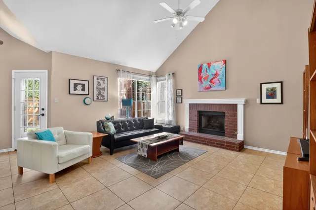 $545,000 | 1122 Oaklands Drive, Round Rock, TX 78681