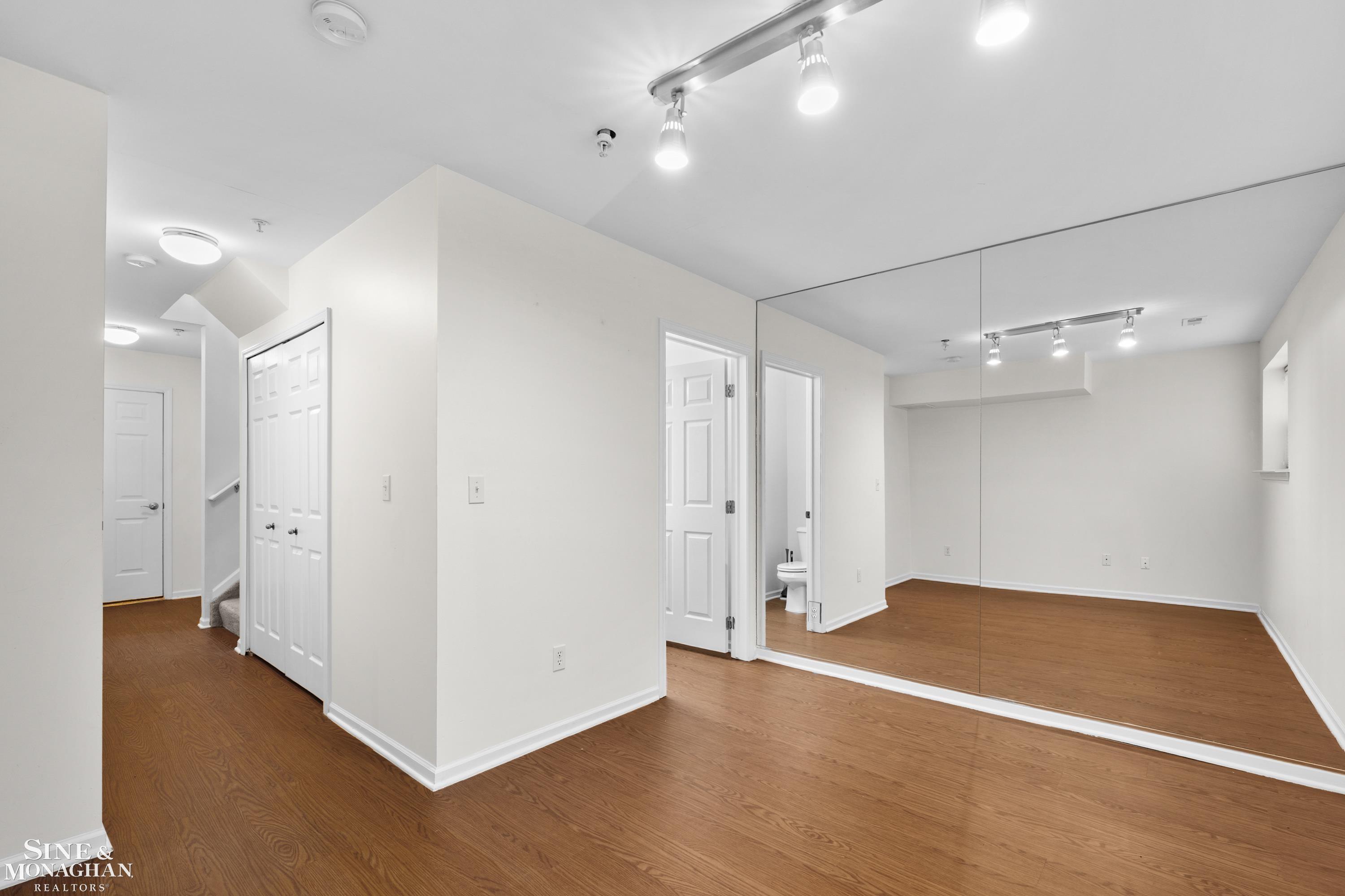 2527 John R Street Detroit, MI 48201 - Photo 30 of 54