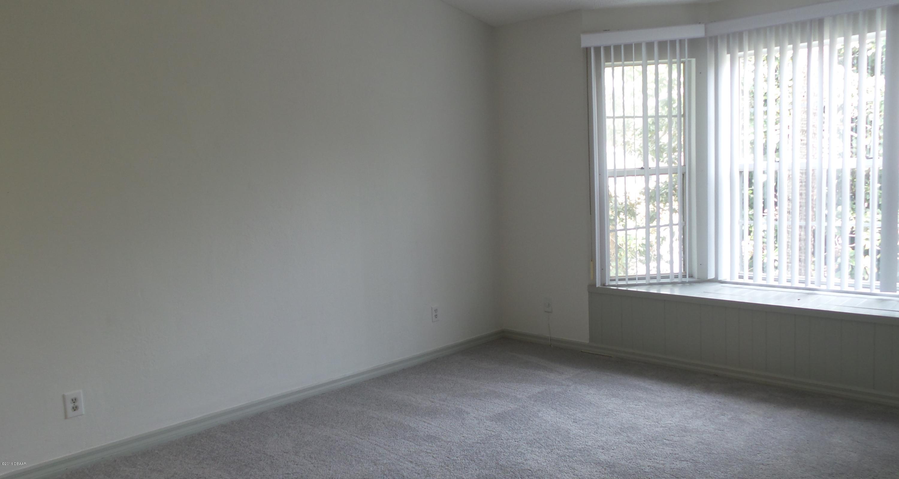 596 North Nova Road, Unit 306 Ormond Beach, FL 32174 - Photo 15 of 28 20160311_151321