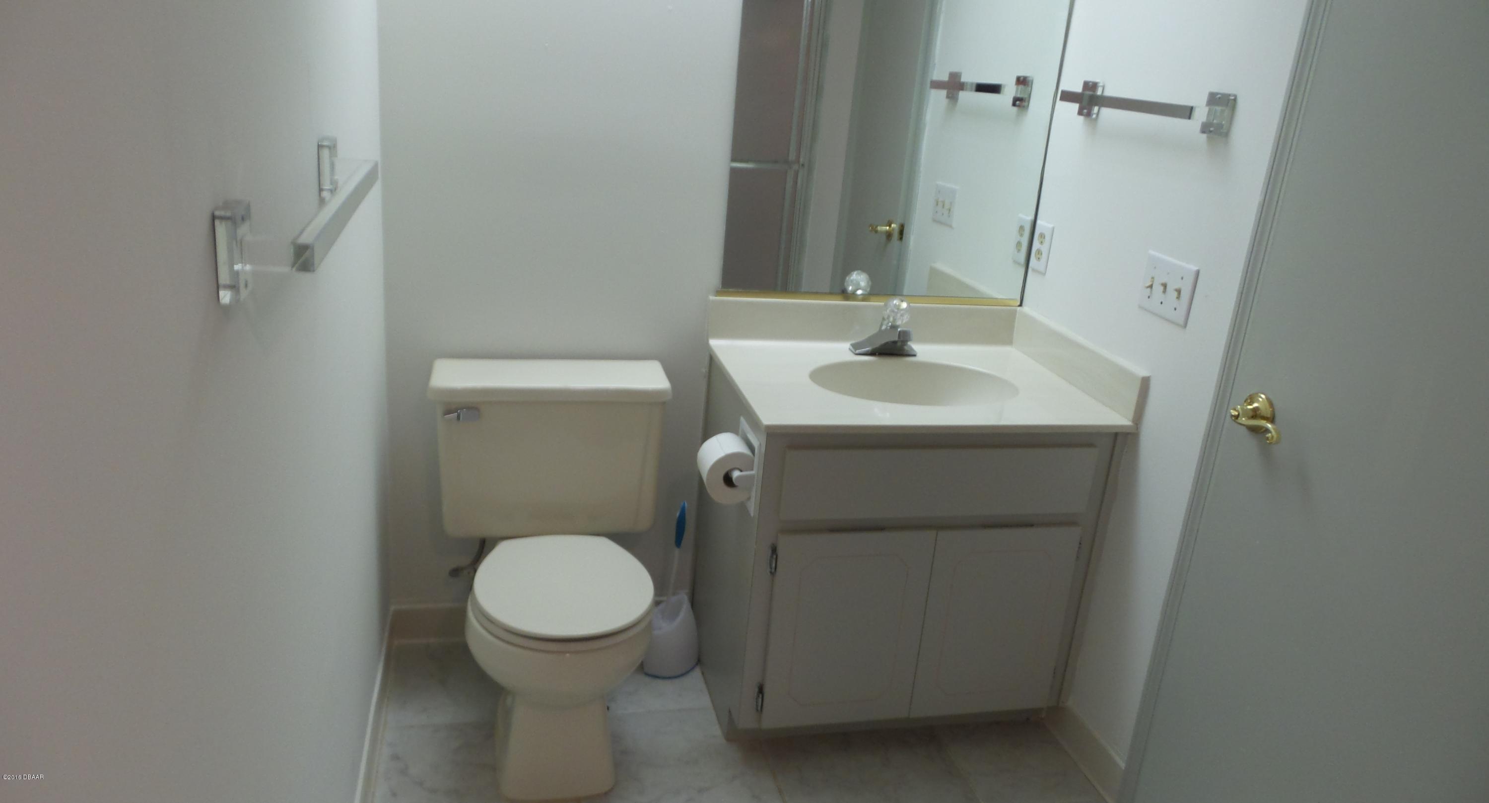 596 North Nova Road, Unit 306 Ormond Beach, FL 32174 - Photo 19 of 28 20160311_151536