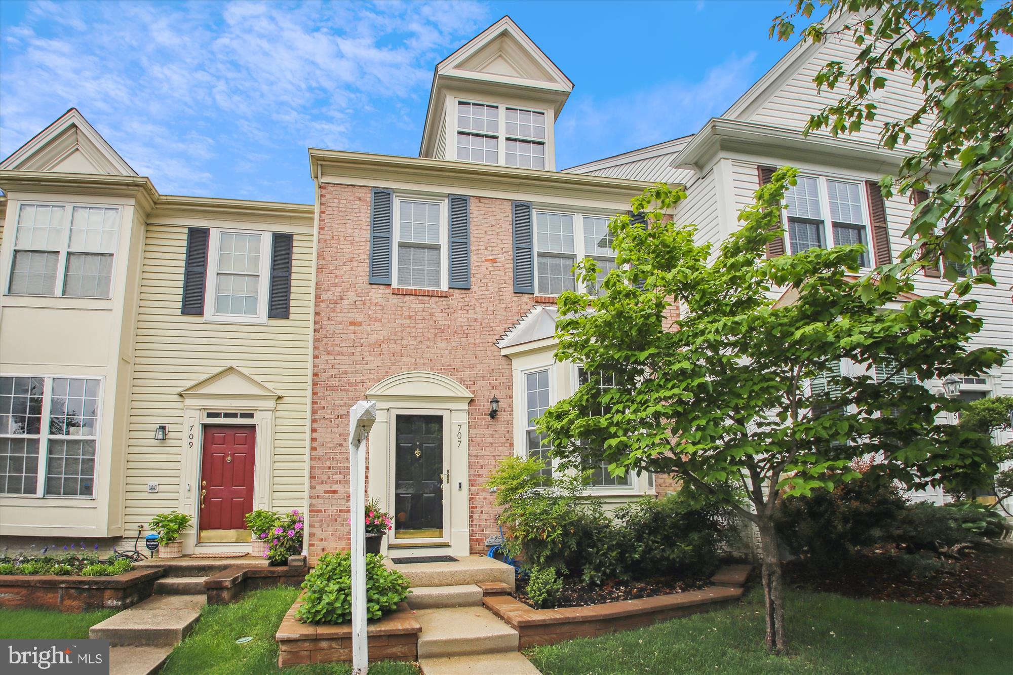707 Howards Loop Annapolis, MD 21401 - Photo 1 of 33