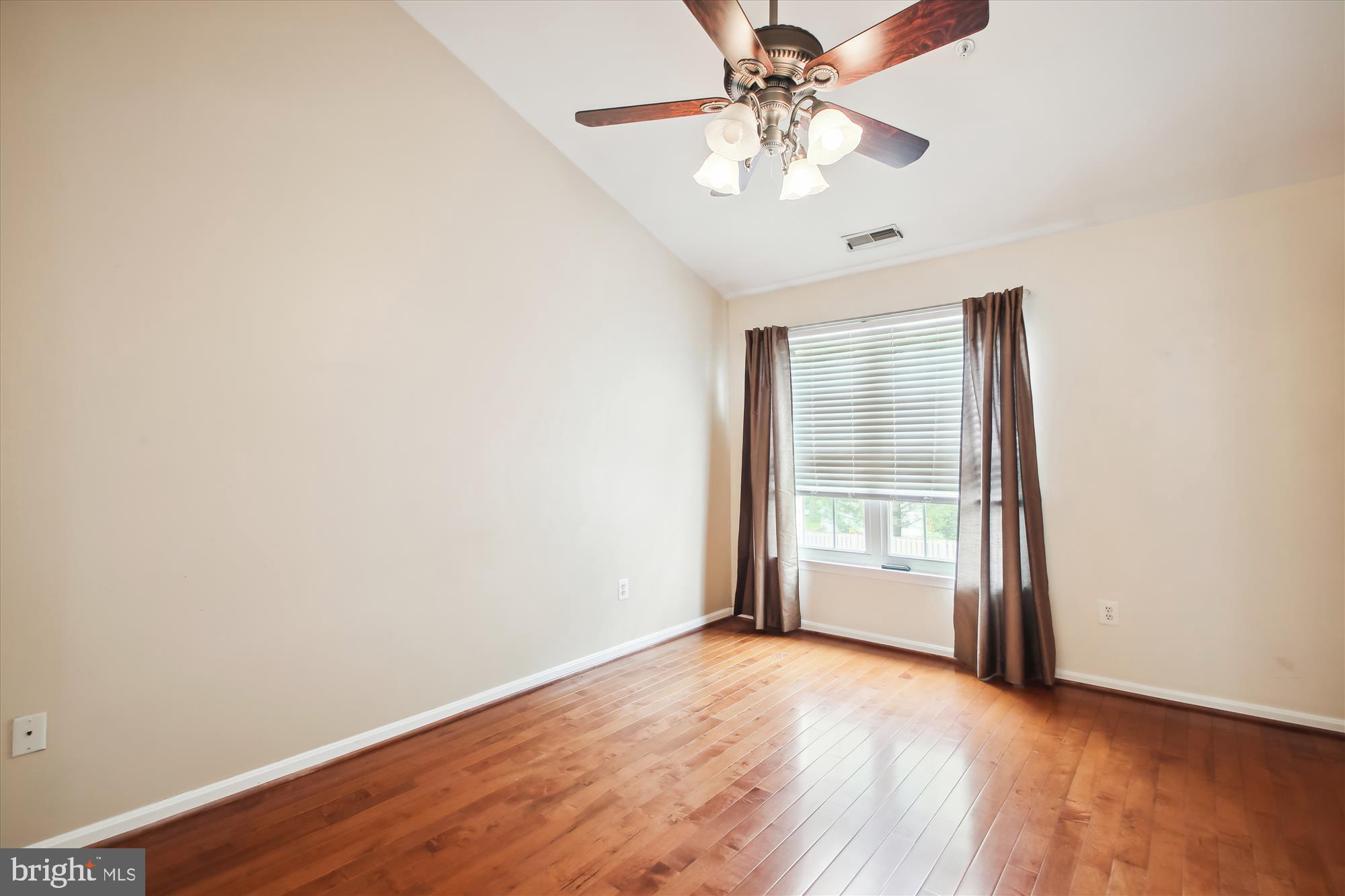 707 Howards Loop Annapolis, MD 21401 - Photo 13 of 33