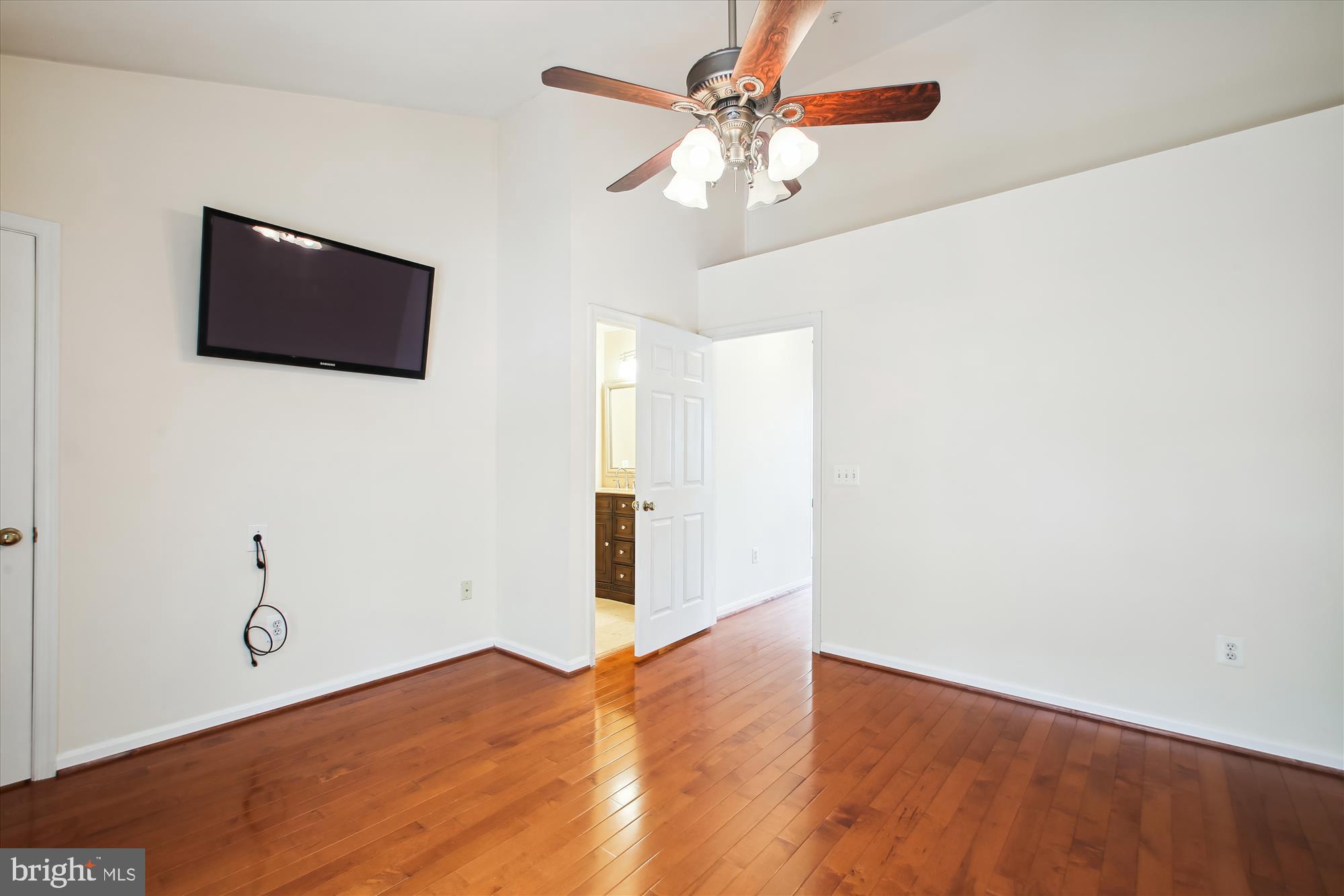 707 Howards Loop Annapolis, MD 21401 - Photo 14 of 33