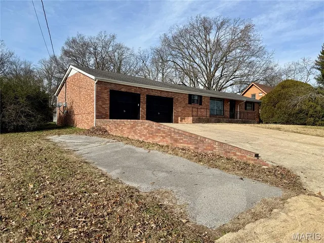 $194,500 | 2525 West Avondale Street, Poplar Bluff, MO 63901