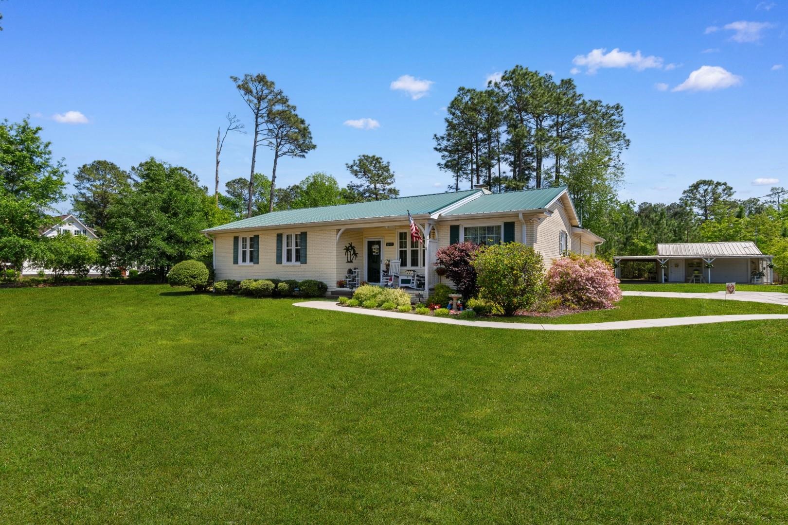 1601 Pine Level Drive Loris, SC 29569 - Photo 3 of 39