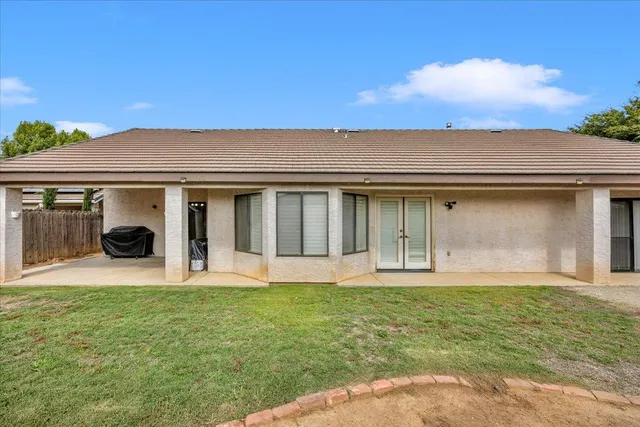 $479,500 | 2562 Mesa Avenue, Clovis, CA 93611