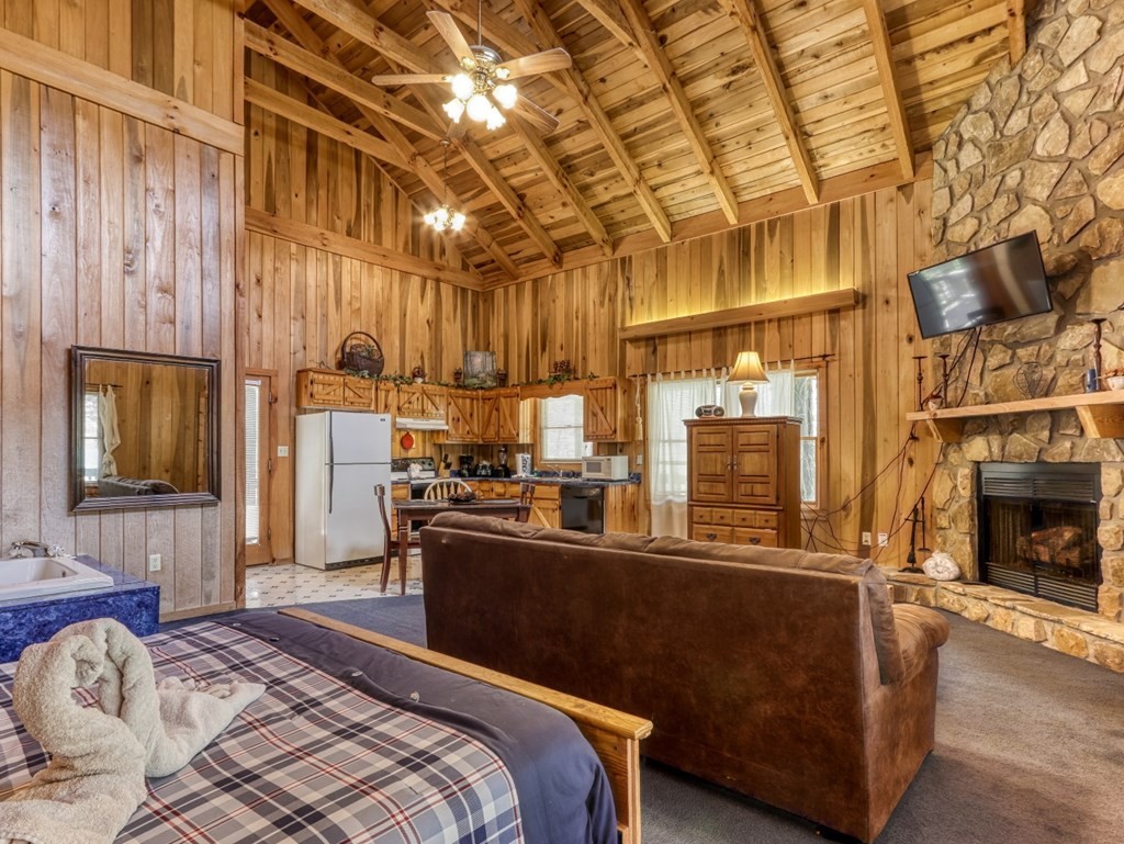 381 Caney Creek Road Pigeon Forge, TN 37876 - Photo 11 of 17 Gallery Image 11
