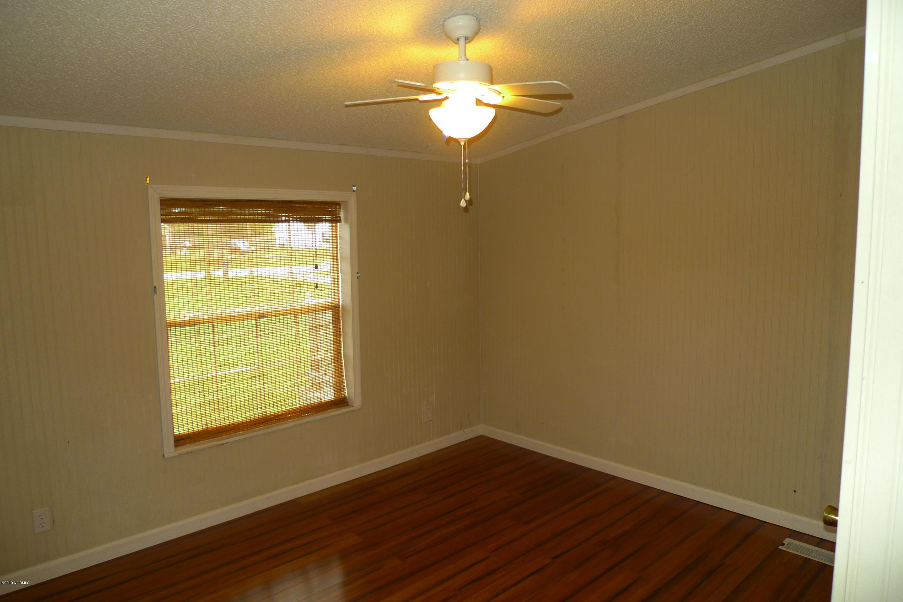 203 Folkstone Road Holly Ridge, NC 28445 - Photo 13 of 18 P1110345
