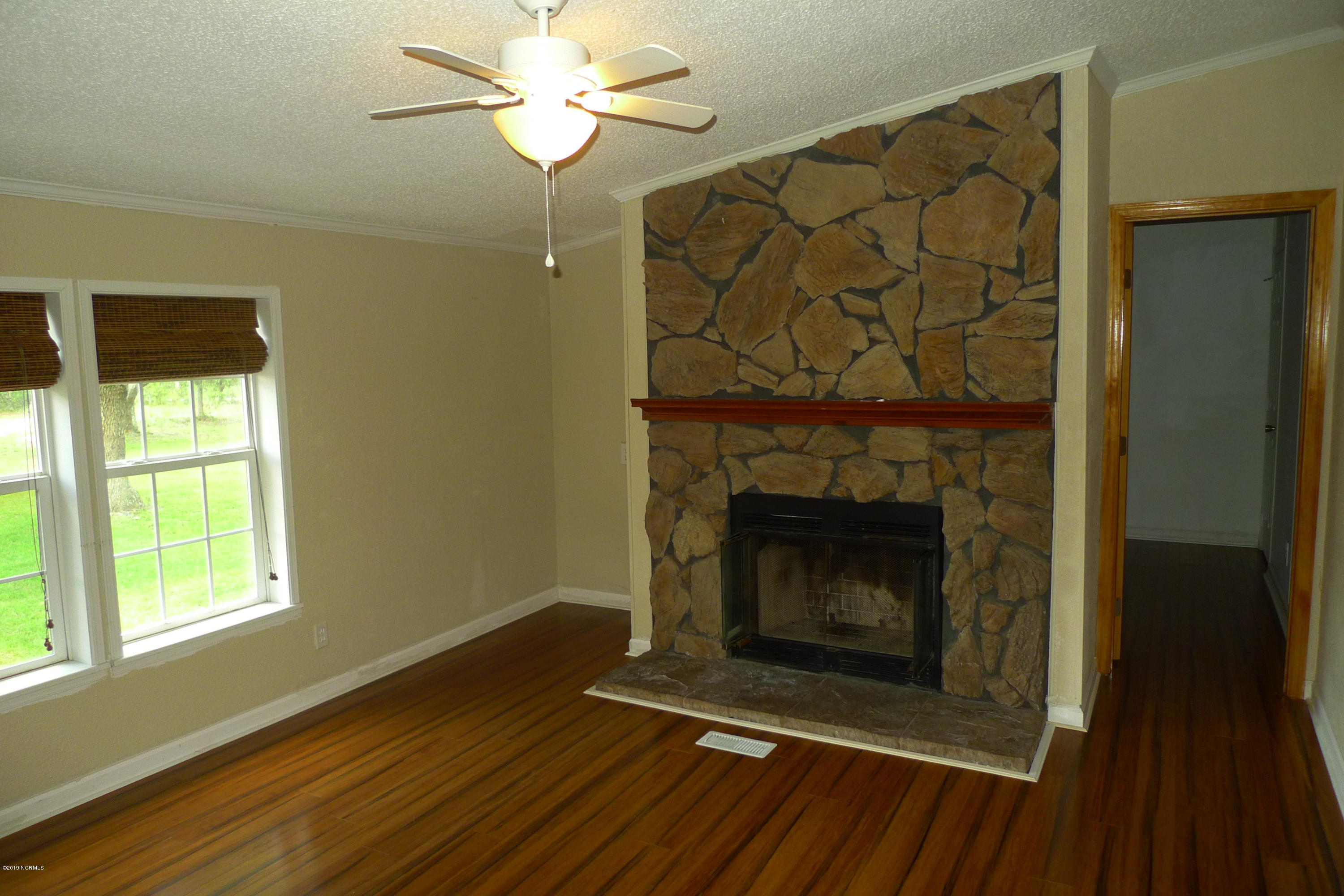 203 Folkstone Road Holly Ridge, NC 28445 - Photo 9 of 18 P1110341