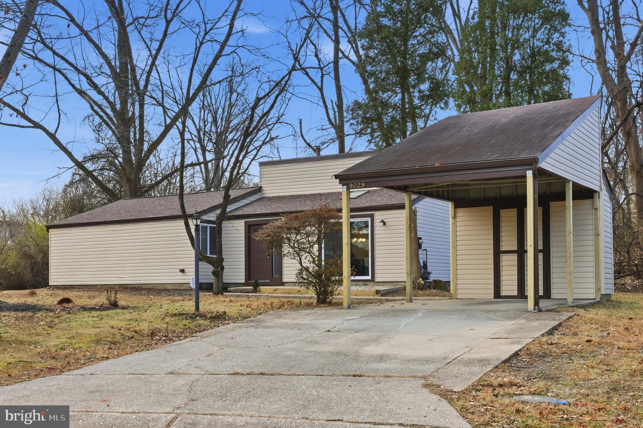 9029 Flicker Place Columbia, MD 21045 - Photo 3 of 31 Inviting curb appeal on cul-de-sac lot.