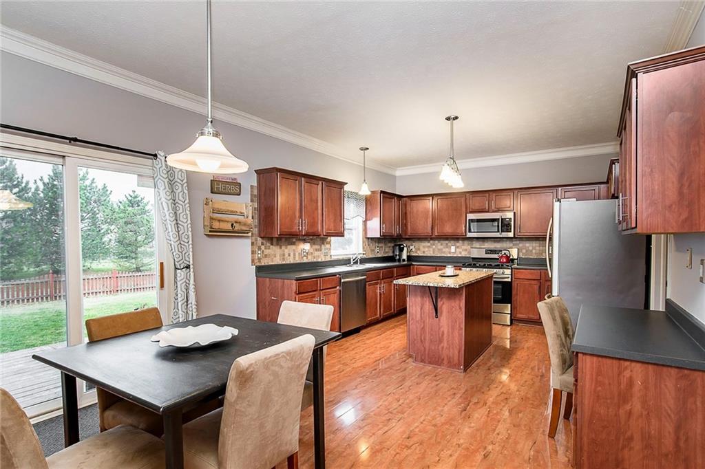 13236 Roma Bend Carmel, IN 46074 - Photo 8 of 28 Gallery Image 8