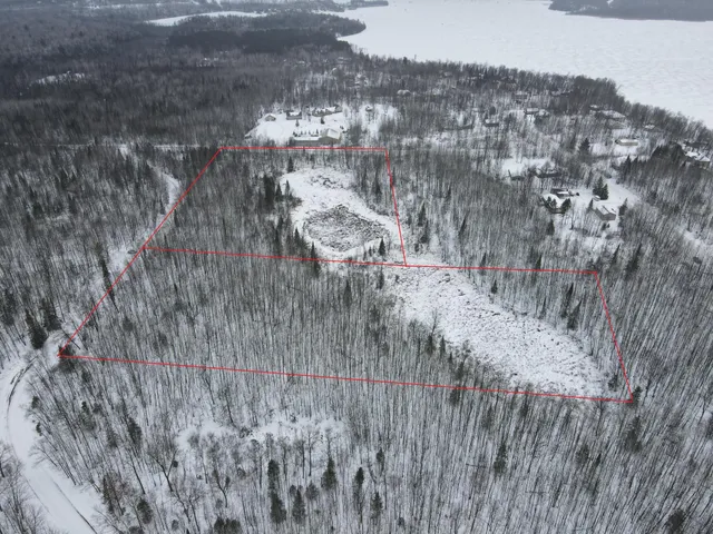 $49,900 | 101 Baich Drive, Coleraine, MN 55722