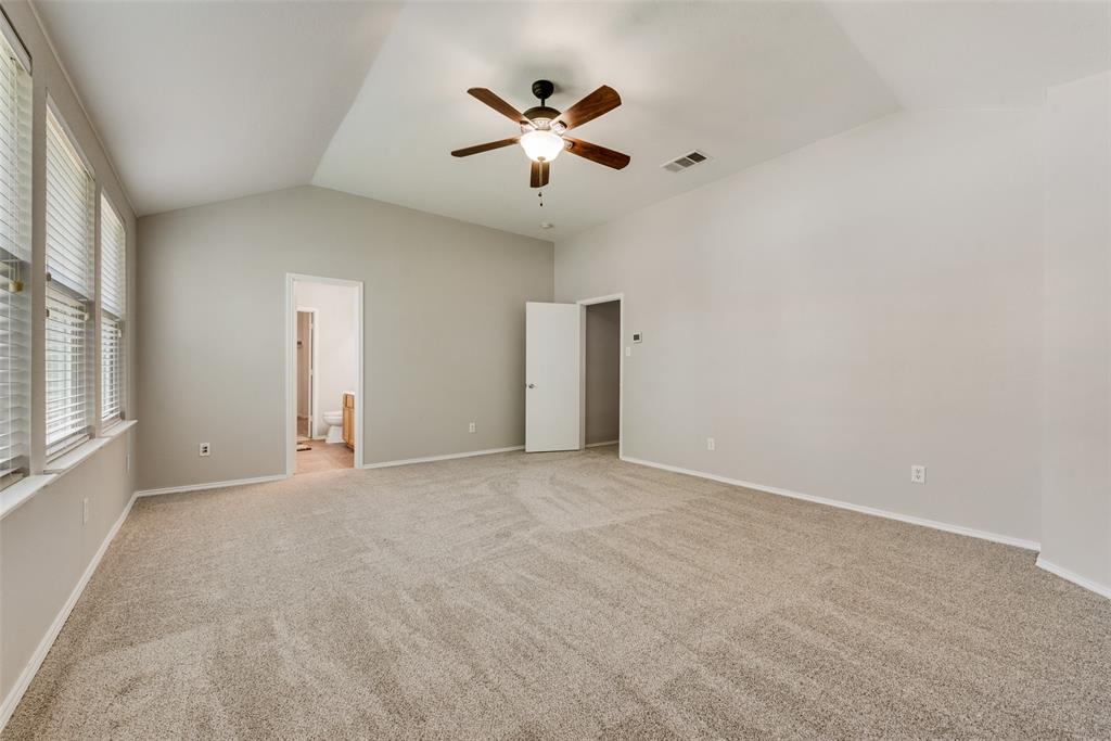 13033 Fencerow Road Fort Worth, TX 76244 - Photo 29 of 37 Gallery Image 29