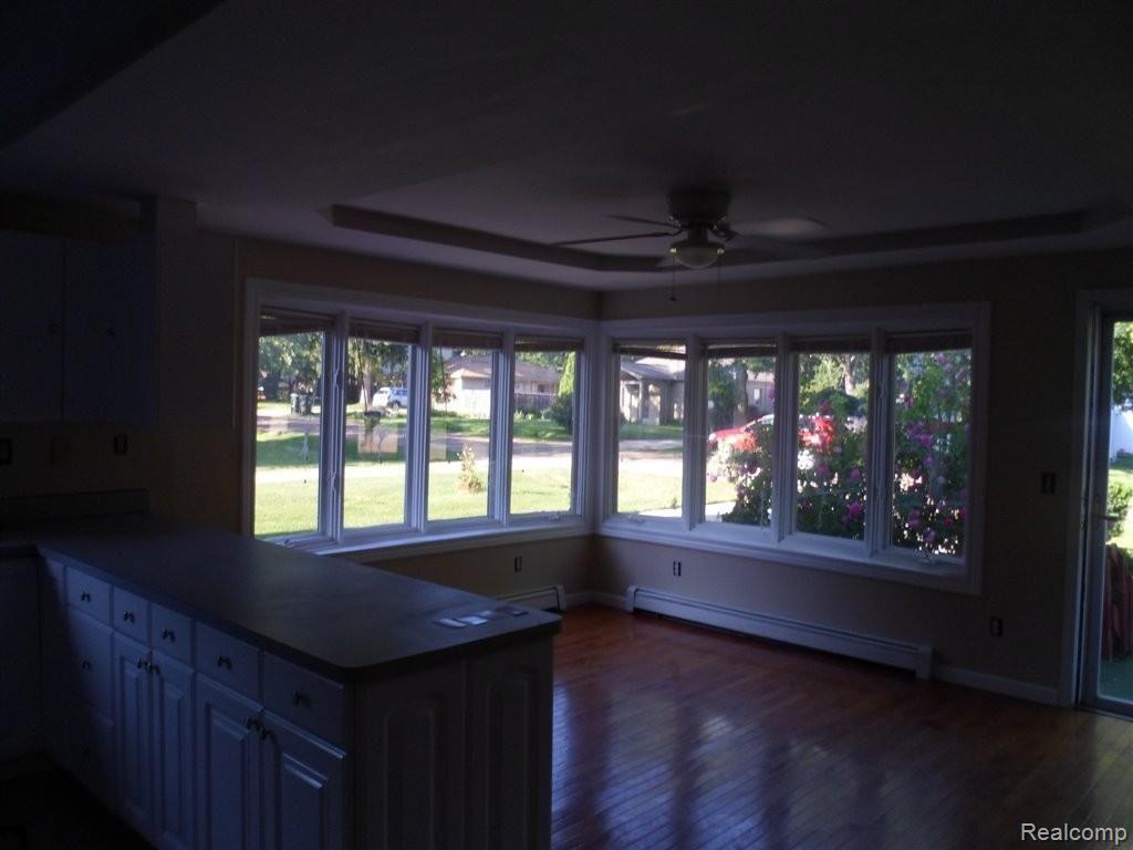 3254 Avalon Road Rochester, MI 48309 - Photo 5 of 20 Avalon 1.jpg