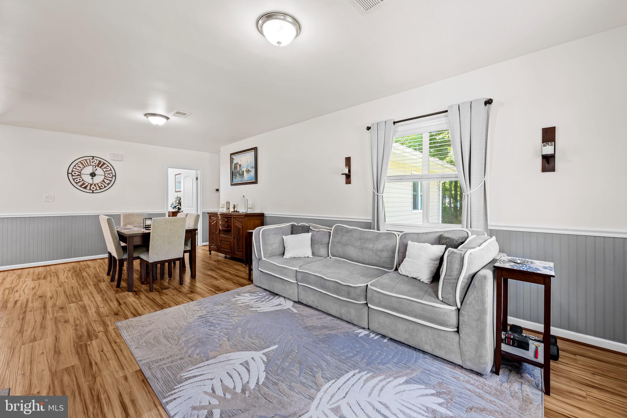 132 Talbot Road Stevensville, MD 21666 - Photo 4 of 40 The spacious living/dining space